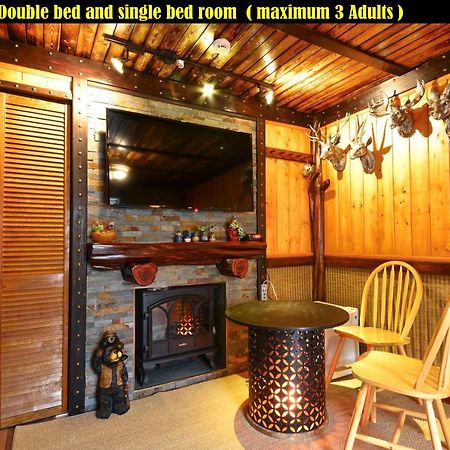 Salmon Magwood Guesthouse Торонто Екстер'єр фото