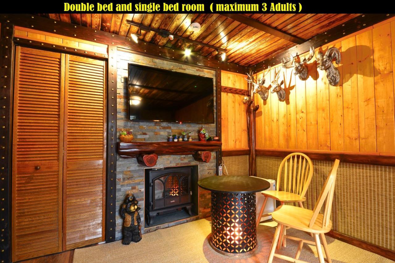 Salmon Magwood Guesthouse Торонто Екстер'єр фото